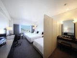 Premium Triple room with city view
