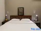 Deluxe Twin room with pool view