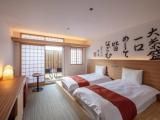 Standard Twin room with balcony