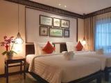 Deluxe Double room with city view