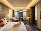 Premier room