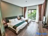 Deluxe Family room with mountain view