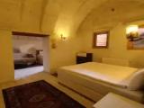 Deluxe Suite with garden view