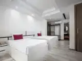 Deluxe Quadruple Family room