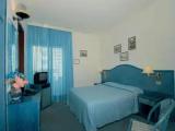 Standard Double room with partial sea view