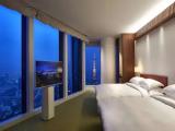 Double Andaz Suite with bay view