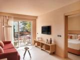 1 Bedroom Superior Suite with balcony and with pool view