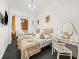 Economy Triple room with garden view
