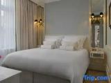 Premium Single room with city view
