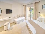 Standard Single room with balcony and with pool view