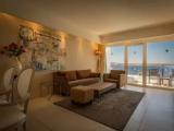 Suite with balcony