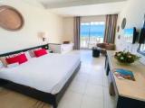 Standard Triple room with sea view