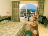 Standard room with garden view