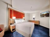 Standard room with pool view