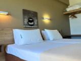 2 Bedrooms Apartment with garden view