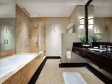 Standard Quadruple room with city view
