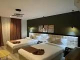 2 Bedrooms Family Suite with pool view