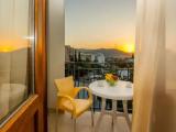 2 Bedrooms Superior Quadruple Apartment with balcony