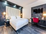 Premium Twin room with lake view