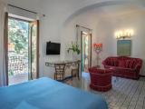 Deluxe Junior Suite with pool view