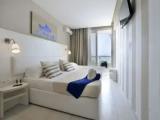 Standard Triple room with balcony and with sea view