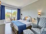 Standard room with pool view