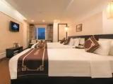 Deluxe Double room with city view