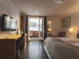 2 Bedrooms Standard Family room with balcony and with mountain view