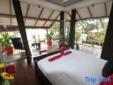 2 Bedrooms Villa beachfront