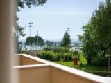 Studio with balcony and with garden view