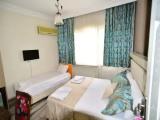Standard Triple room with balcony