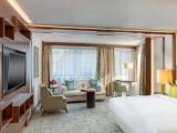 Corvinus Twin room with Fashion Street View