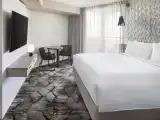 Standard Double room with partial ocean view