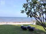 Villa beachfront