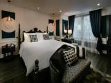 Suite with city view