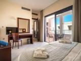 1 Bedroom Superior Suite with courtyard view