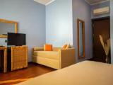 Classic Quadruple room