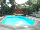 2 Bedrooms Villa
