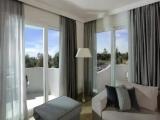 Quintuple Family Suite