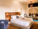 Deluxe room with balcony and with sea view