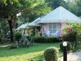 Deluxe Cottage with balcony and beachfront