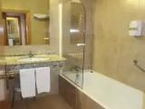 Standard Triple room with sea view