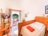 Standard room with balcony and seafront