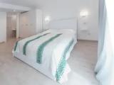 Standard Quadruple Basement room