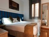 2 Bedrooms Quadruple Apartment