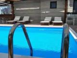 Standard Quadruple Basement room with balcony
