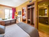 Family Suite with pool view