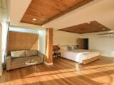 2 Bedrooms Suite with balcony and with sea view