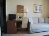Standard Triple room with city view
