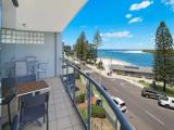 2 Bedrooms Apartment with ocean view
